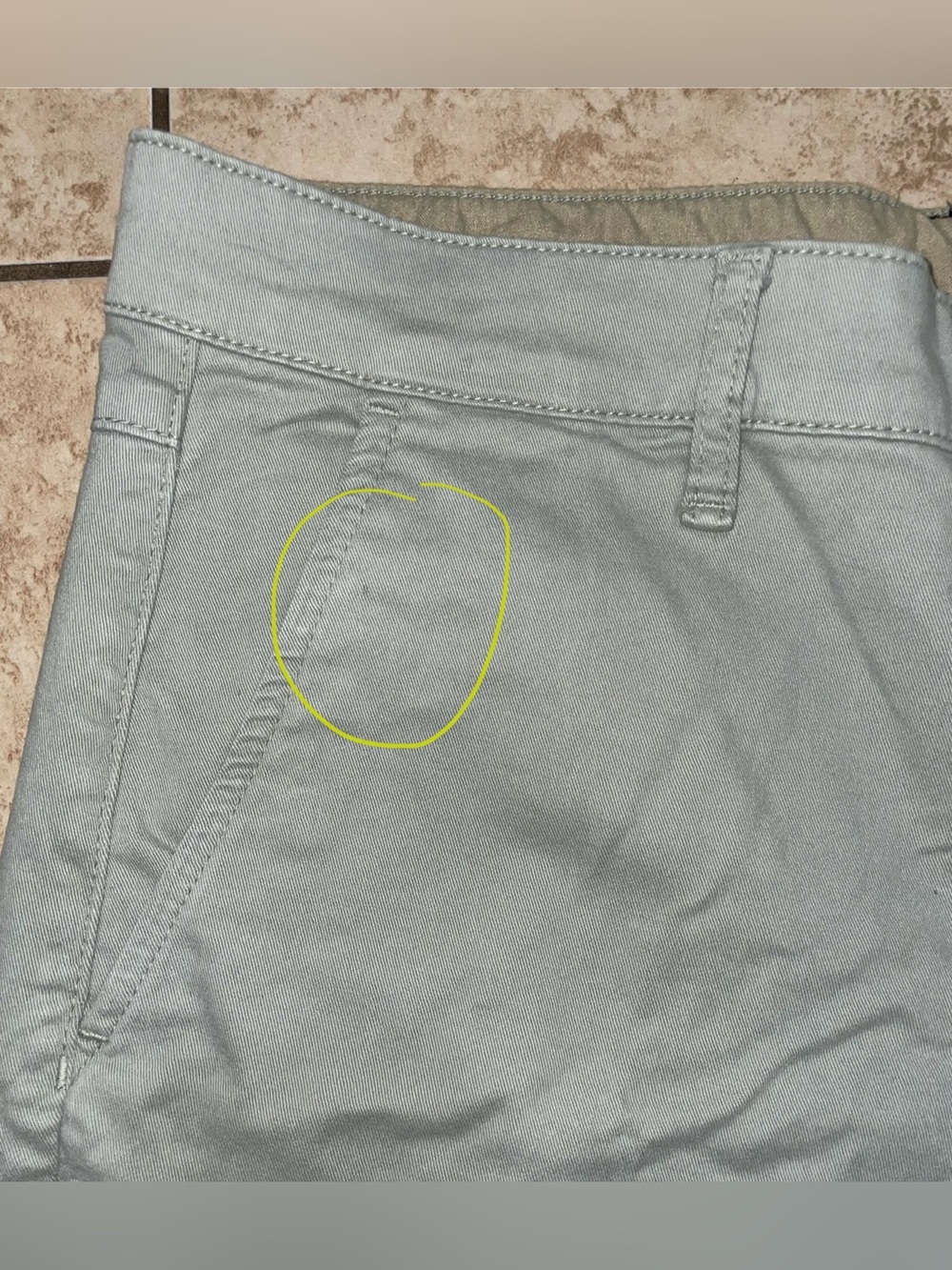 Rag & Bone Man’s Flat Front Chino Shorts
Size 31 - Picture 6 of 6